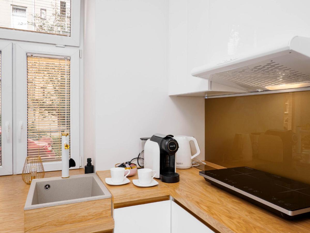 Apartament Gold Aleja Nmp 8 - Free Parking Częstochowa Buitenkant foto